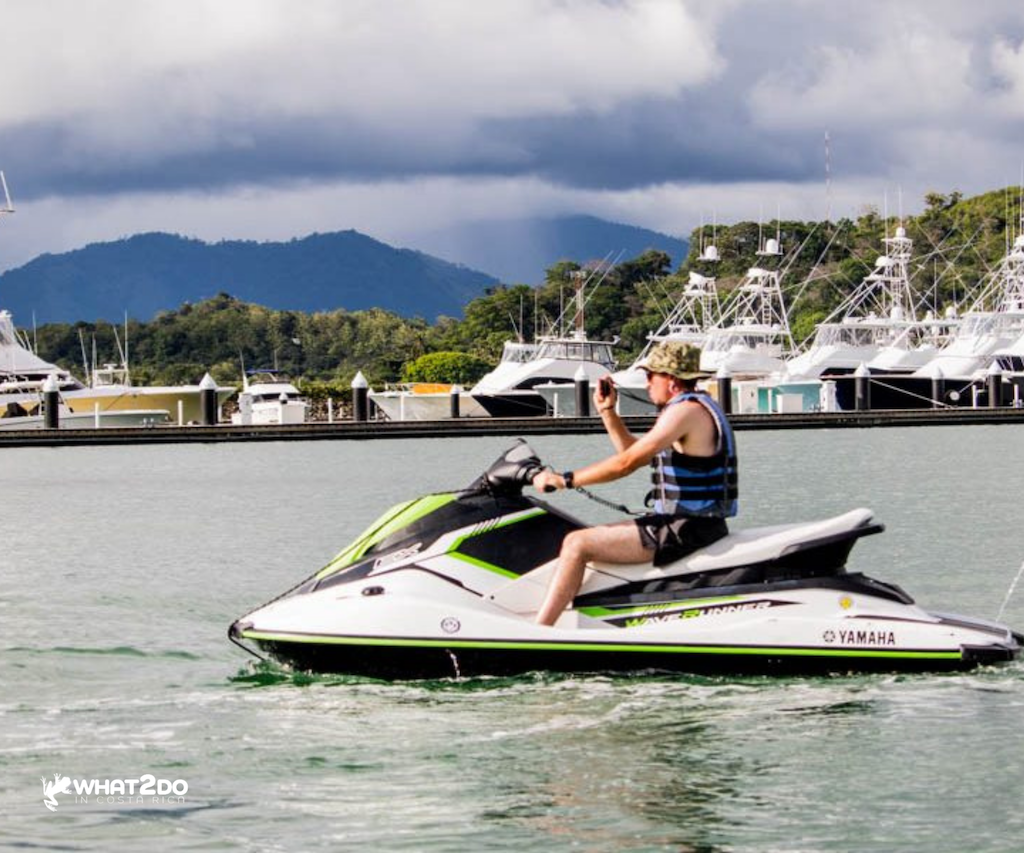 Jet ski and snorkeling tour in Manuel Antonio What2doincr